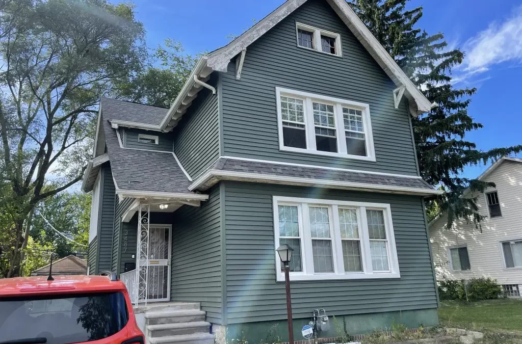 Transform Your Home’s Exterior with Leach Construction’s Siding Solutions